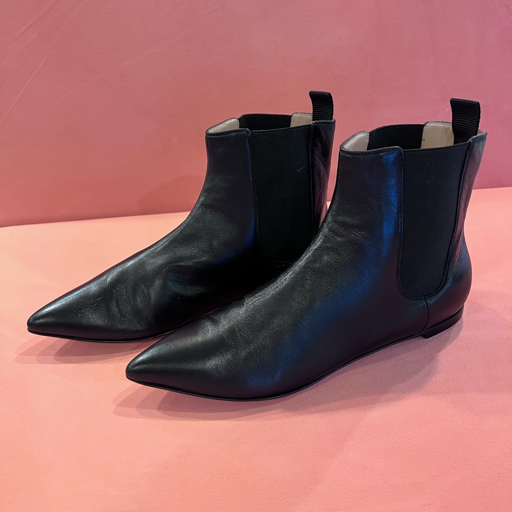 Gianvito Rossi flat leather Chelsea Boots!